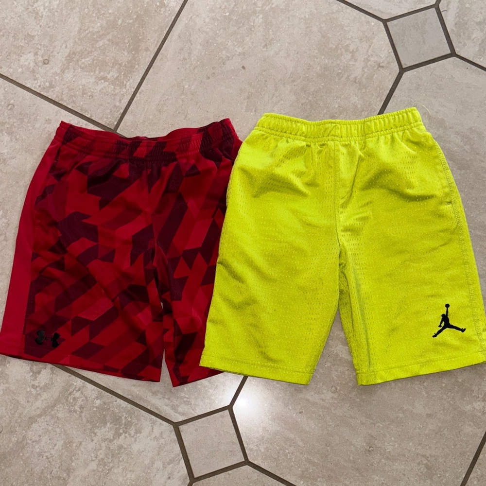 Boys size Small Athletic Shorts